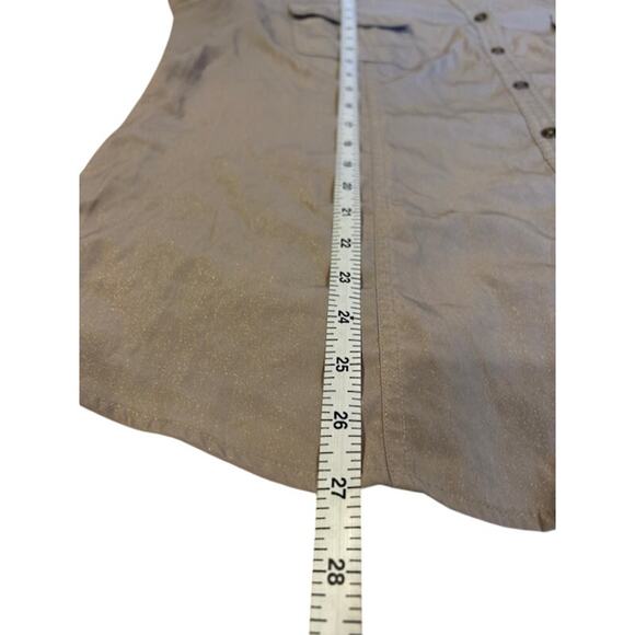 CHICO'S Tan V Neck  Lightweight Button Long Sleeve Travel Blouse Size 3 LARGE - Picture 7 of 9